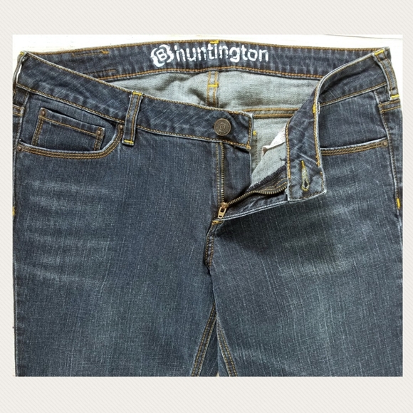 Sz 11 Bullhead Denim Dark Wash Flared Leg Jeans - Picture 3 of 9